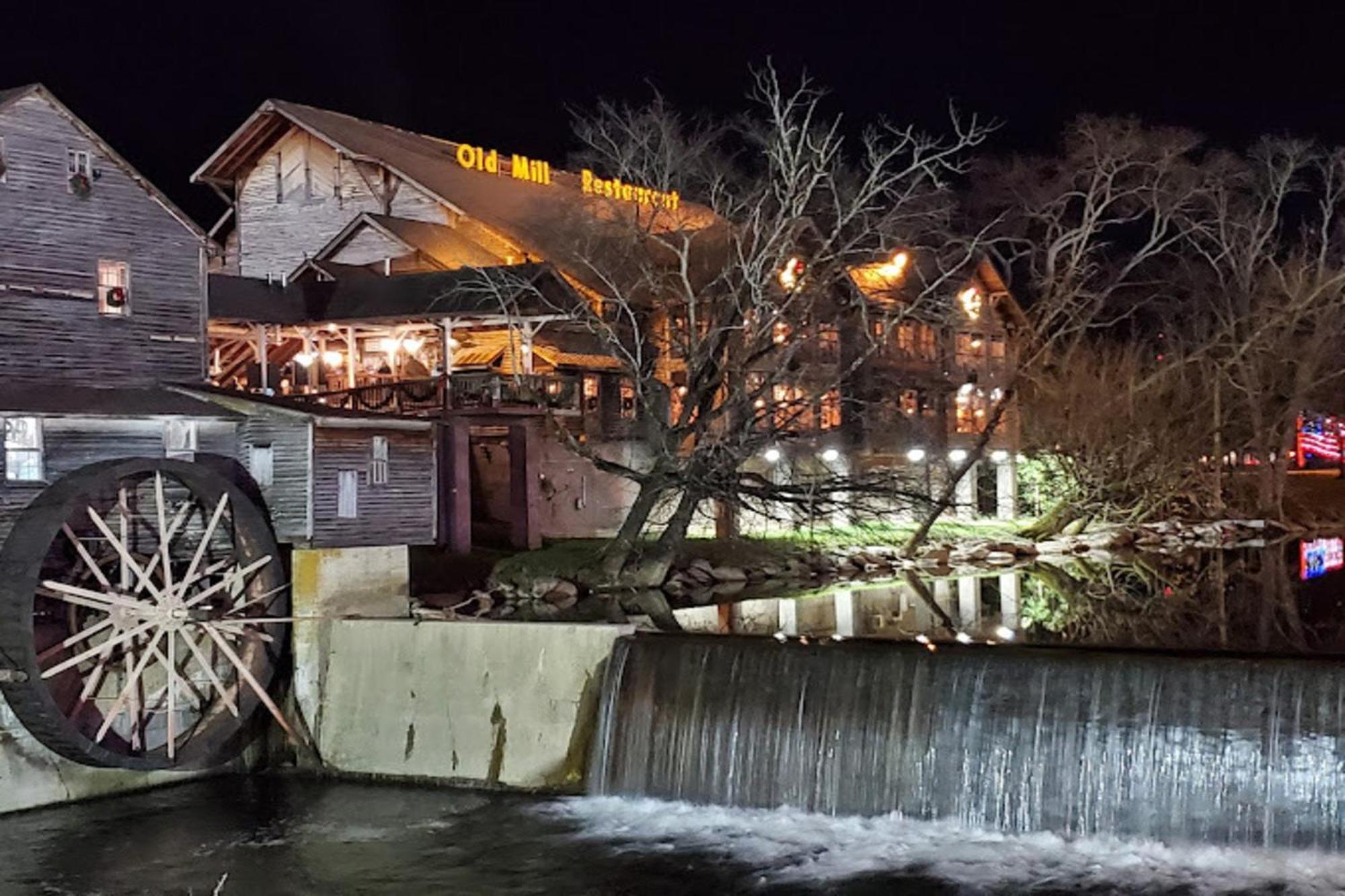 Villa Location, Location, Location! Pigeon Forge Esterno foto